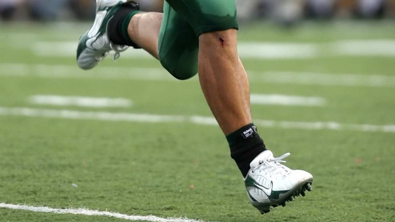 Can You Wear Football Cleats For Baseball