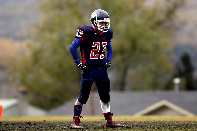 Pros And Cons Of Being A NFL Football Player